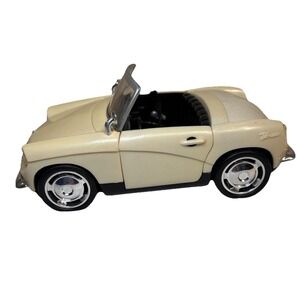 Lil Bratz Convertible Cool Car Pale Yellow 2004 MGA Entertainment EPOC
